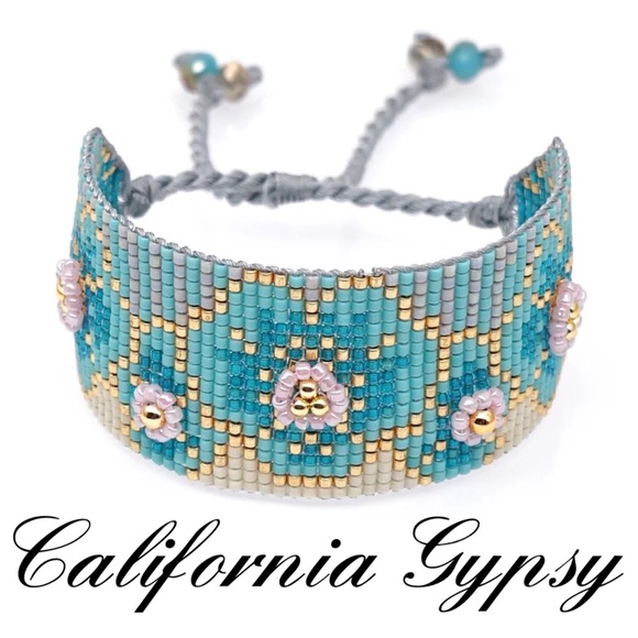 Bohemian Floral Seed Bracelet - Picture 2 of 6